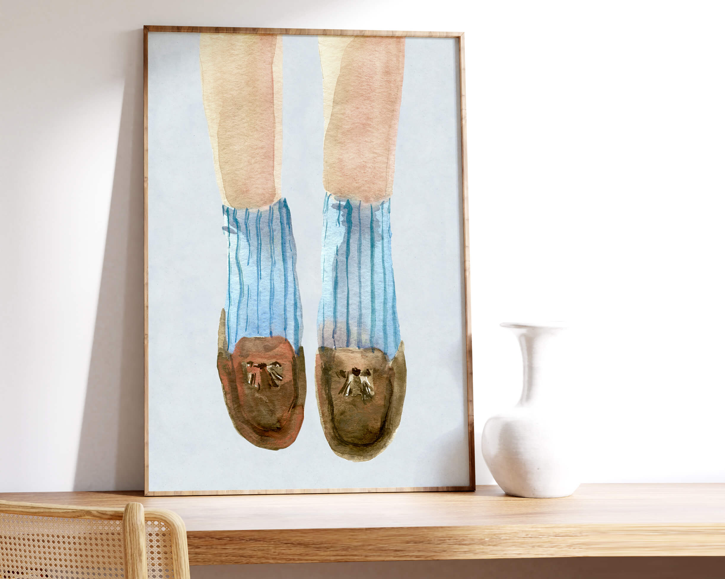 Blå plakat. Akvarel kunstplakat med fødder. Plakat med en dame på.
