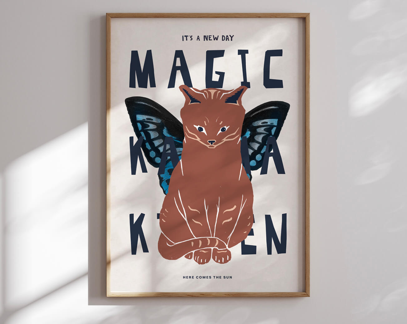 Plakat med kat og sommerfugl. Grafisk plakat til den moderne indretning.